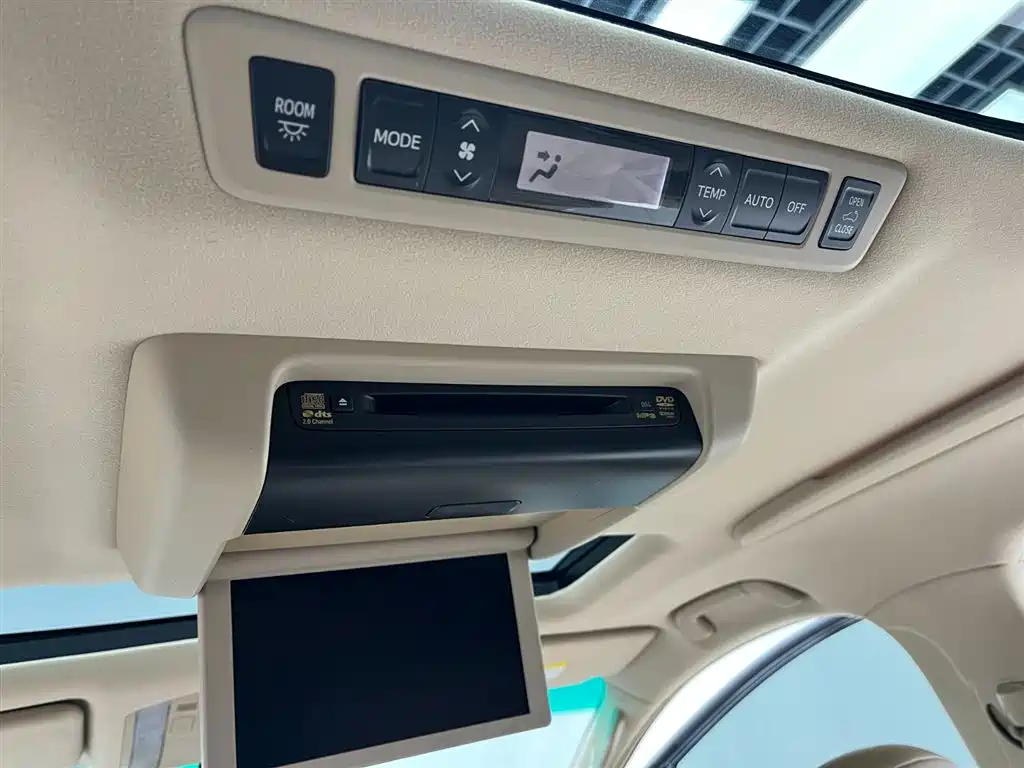 Alphard 2011 3.5L Luxury Edition