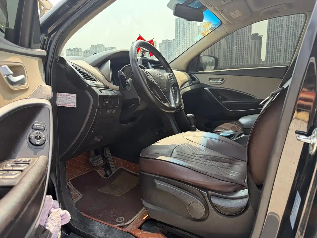 Hyundai Santa Fe 2013 2.4L Automatic FWD Comfort