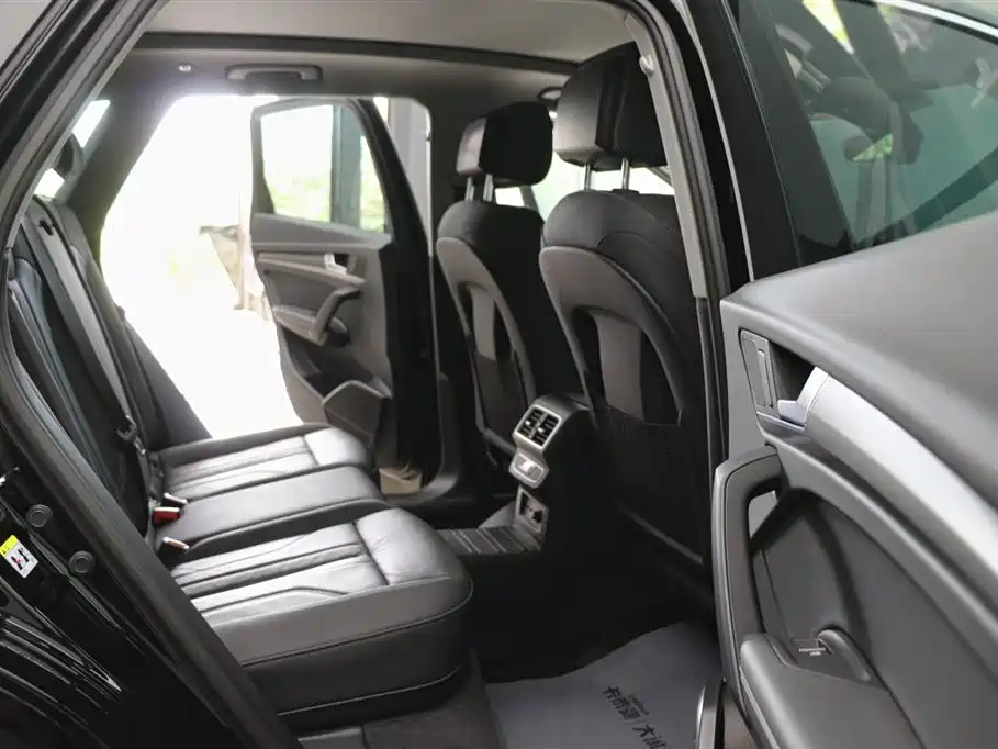 Audi Q5L 2022 40T Luxury Dynamic Edition
