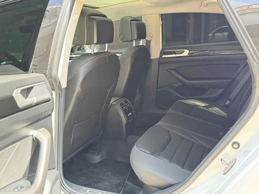 FAW-Volkswagen CC 2021 380TSI Duomu Edition