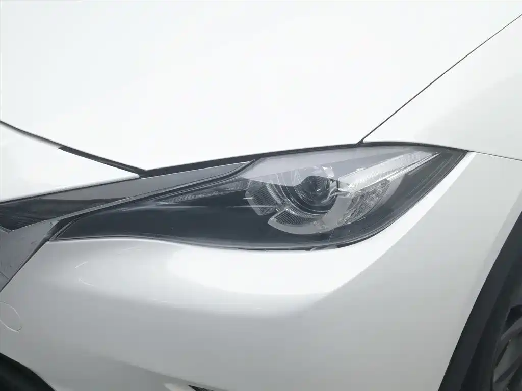 Mazda CX-4 2018 2.0L Auto FWD Blue Sky Exploration Edition China V