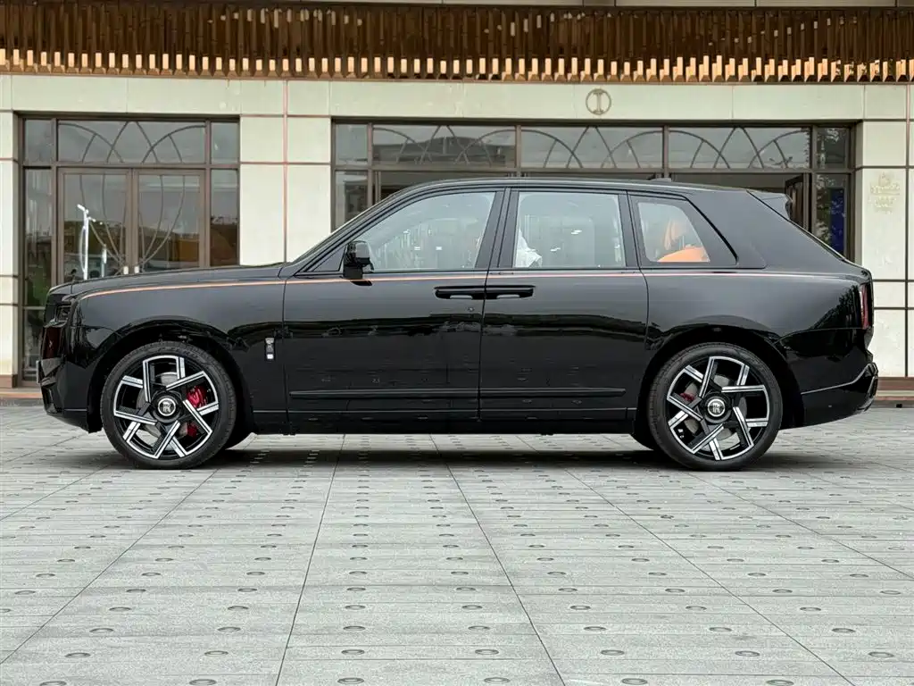 Cullinan 2024 Black Badge