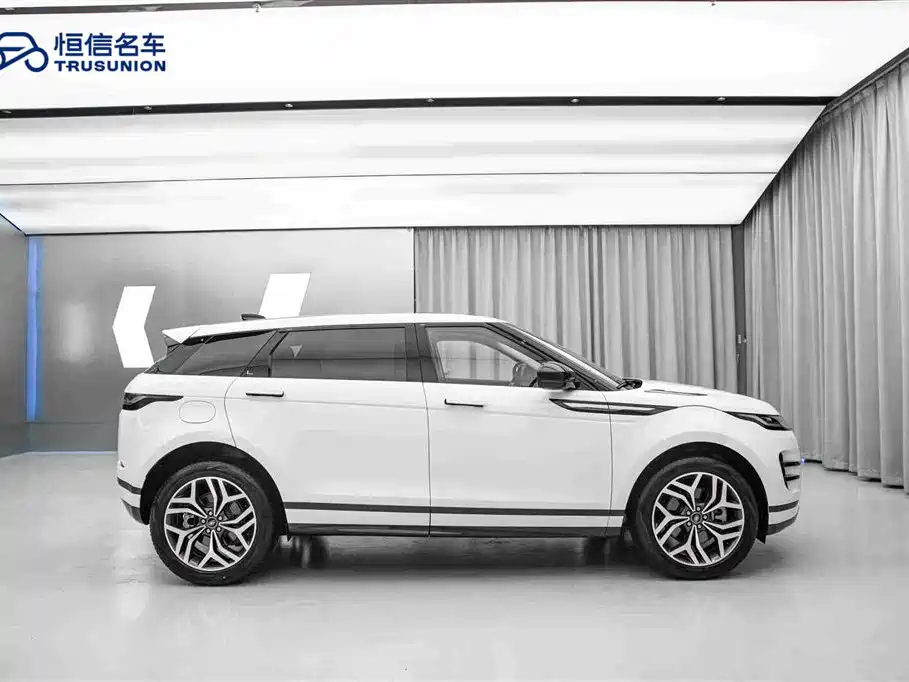 Range Rover Evoque L 2023 249PS Luxury Edition