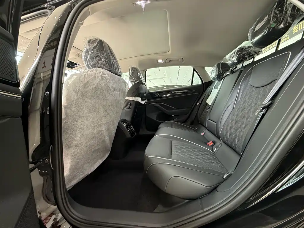 Magotan 2026 380TSI DSG Prestige Edition with Da Mai Package