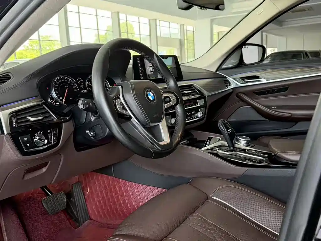 BMW 5 Series 2018 530Li Exclusive Edition Luxury Package