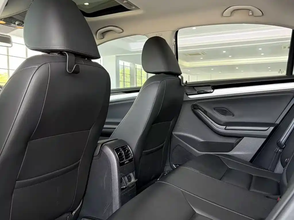 Volkswagen Sagitar 2018 280TSI DSG Yidong Edition