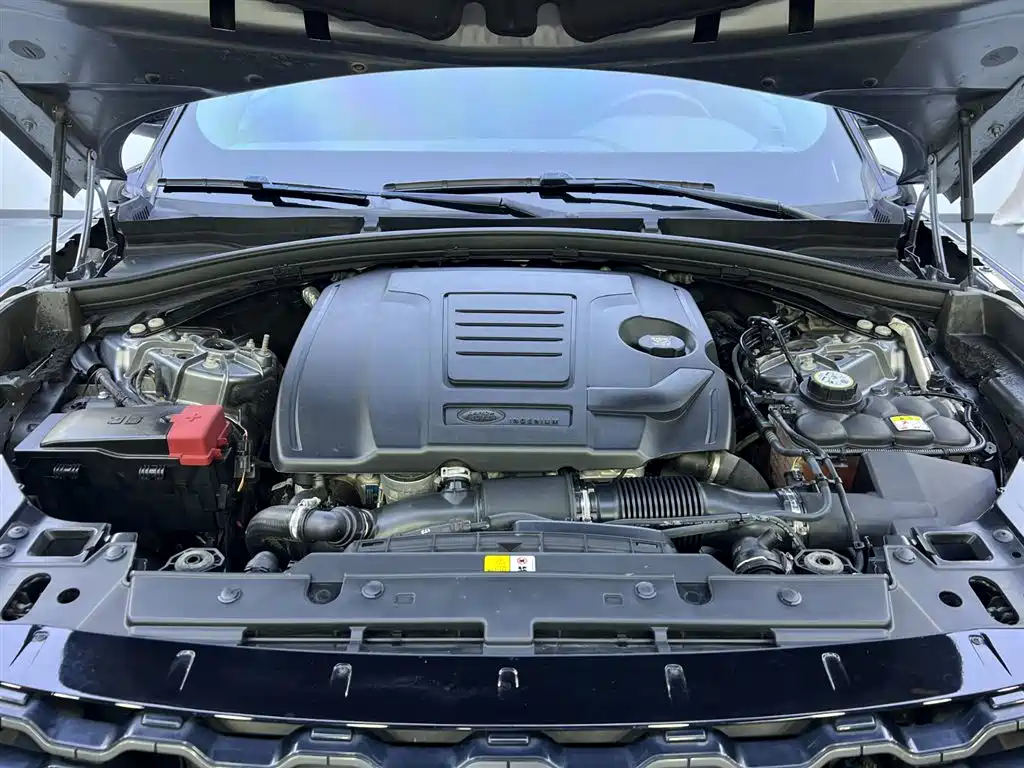 2020 Range Rover Velar P250 R-Dynamic S