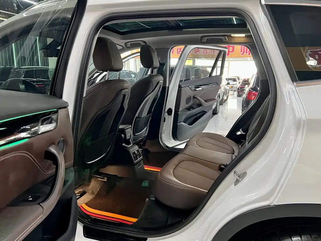 BMW X1 2020 sDrive20Li Premium