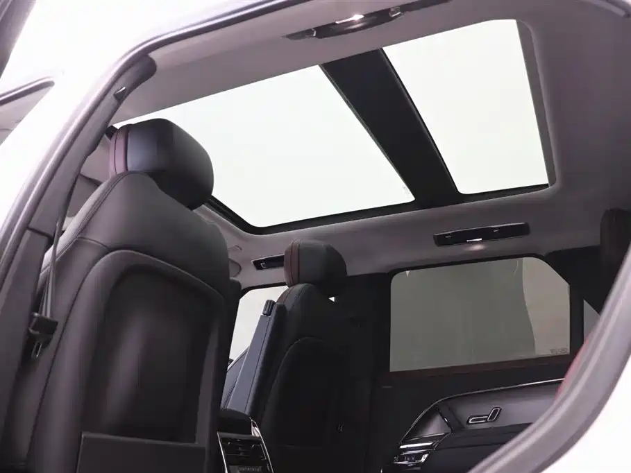 Range Rover Sport 2024 400PS Dynamic SE