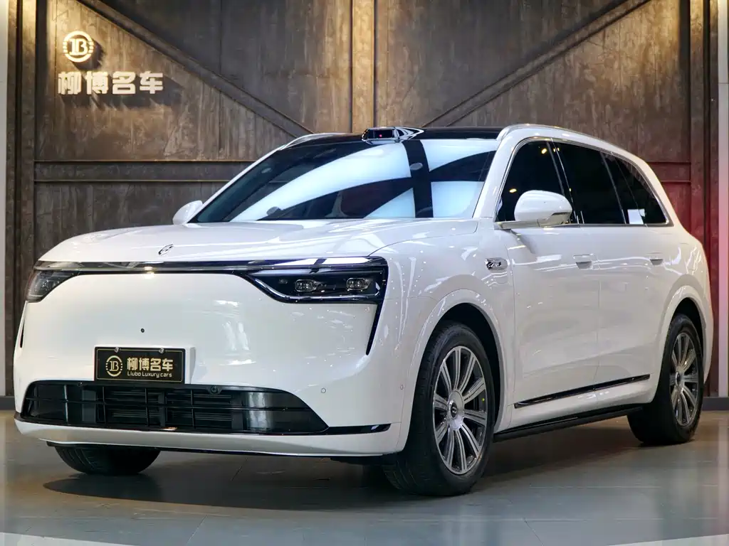 AITO M8 2025 EREV Max+ 53.4kWh 5-Seater (192-Line LiDAR)