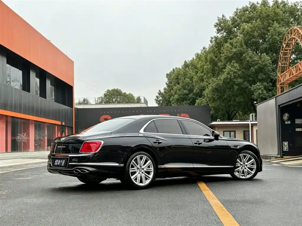 Bentley Flying Spur 2022 4.0T V8 Standard
