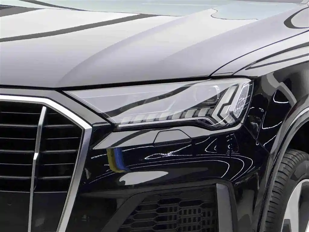 Audi Q7 2023 55 TFSI quattro S line Sport Edition
