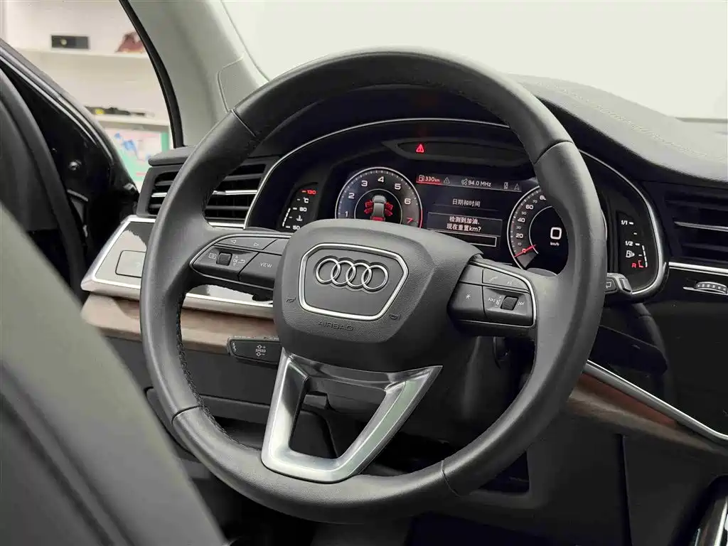 Audi Q7 2023 55 TFSI quattro S line Sport Edition