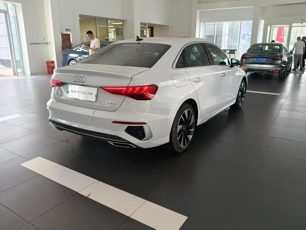 Audi A3L Limousine 35 TFSI Fashion Sport