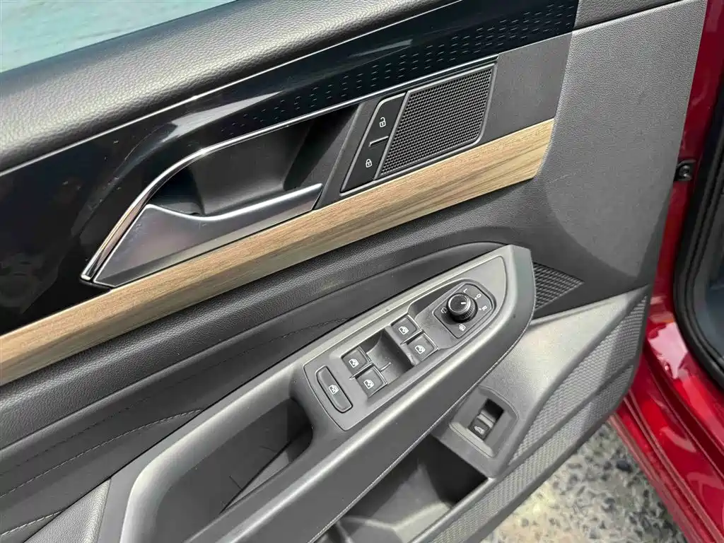 Volkswagen Passat 2019 330TSI Luxury Edition China V