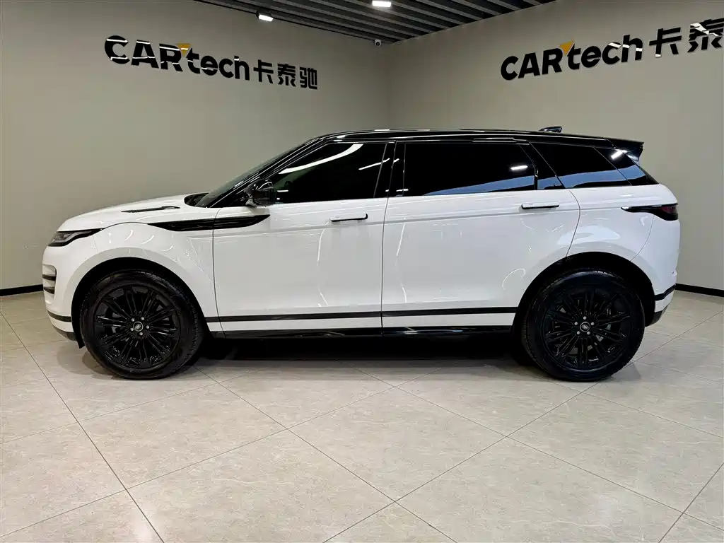 Range Rover Evoque L 2024 SE
