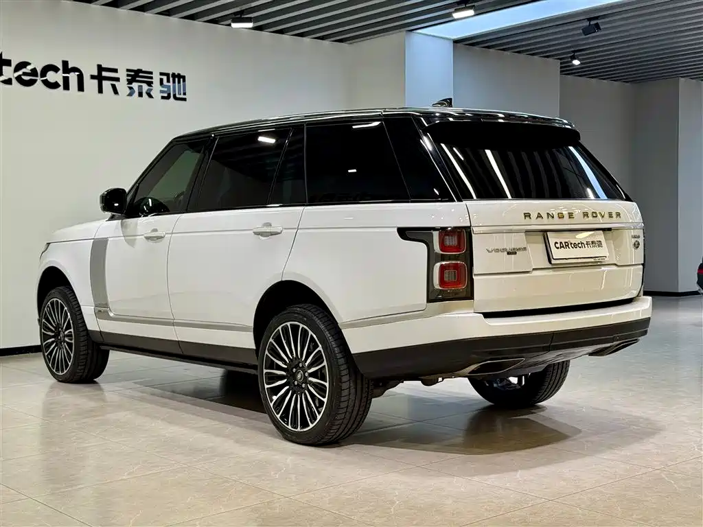 Land Rover Range Rover 2021 3.0 L6 Heritage Extended Classic Edition