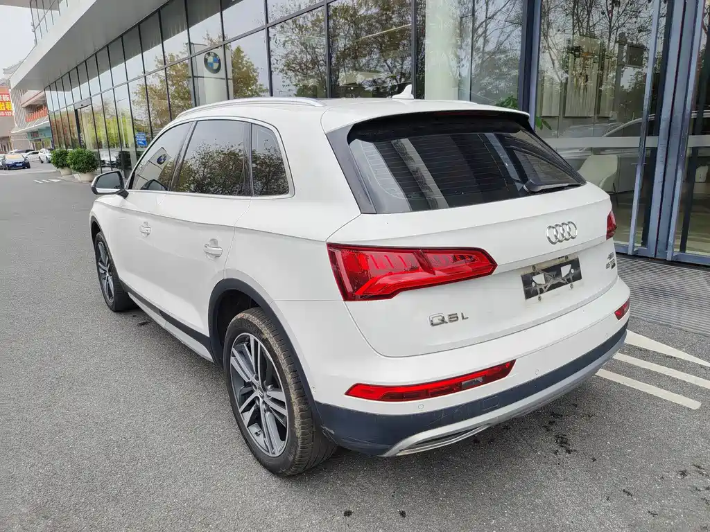 Audi Q5L 2020 45 TFSI Exclusive Edition