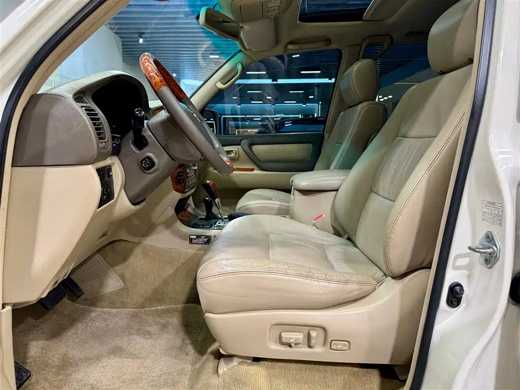 Land Cruiser 2005 4.7L Automatic VX-R