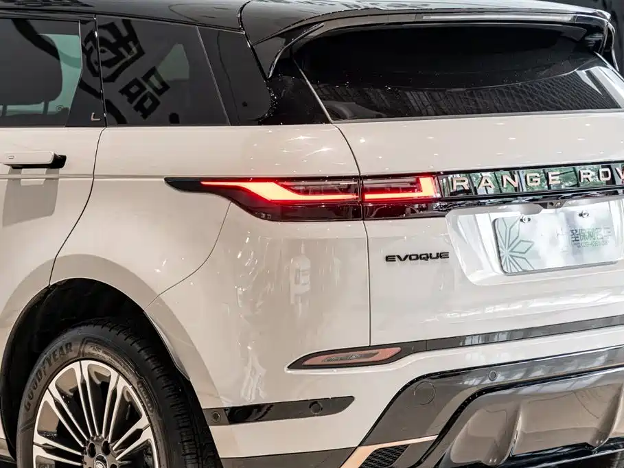 Range Rover Evoque L 2026 HSE