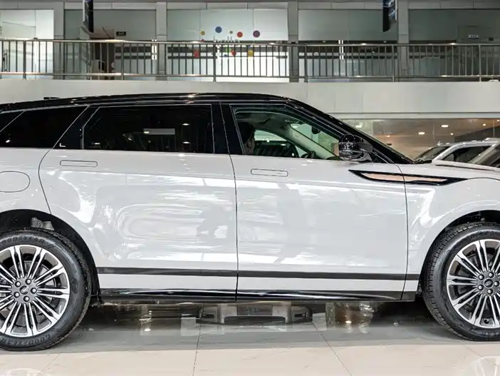 Range Rover Evoque L 2026 HSE