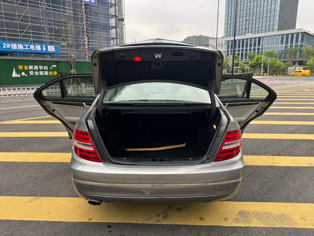 Mercedes-Benz C-Class 2013 C 260 CGI Elegance