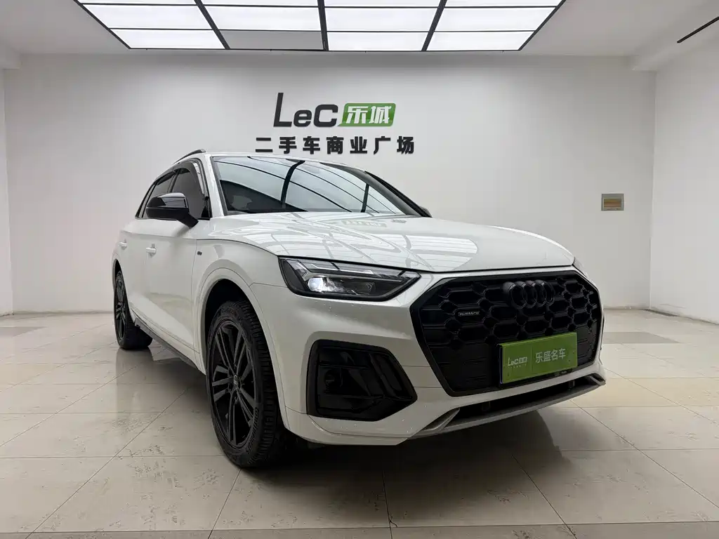 Audi Q5L 2023 40 TFSI Luxury Dynamic