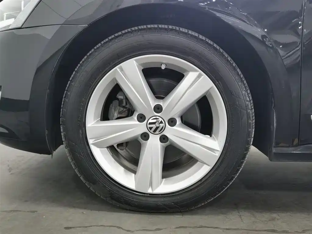 Passat 2011 1.8TSI DSG Yuzun Edition