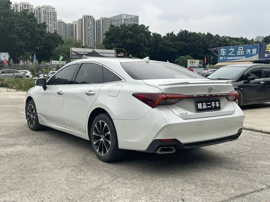 Toyota Avalon 2022 2.5L Luxury Edition