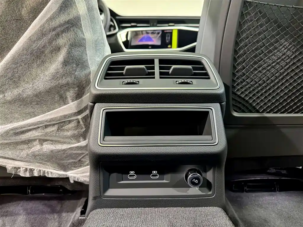 Audi A6L 2025 Facelift 40 TFSI Luxury Dynamic Edition
