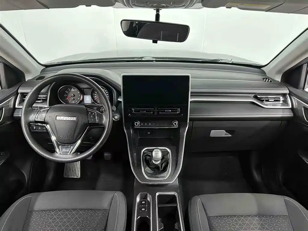 Haval M6 Plus 2021 1.5T Manual Elite Smart Connectivity Edition