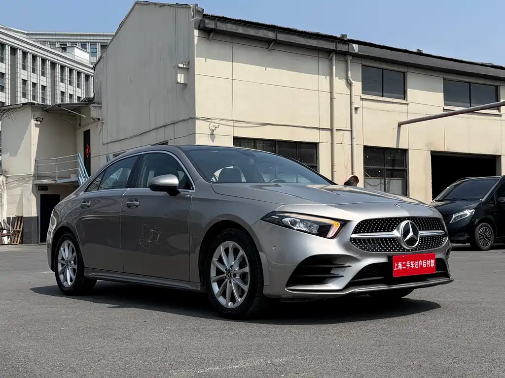 Mercedes-Benz A-Class 2021 A 200 L Sport Sedan Fashion Edition