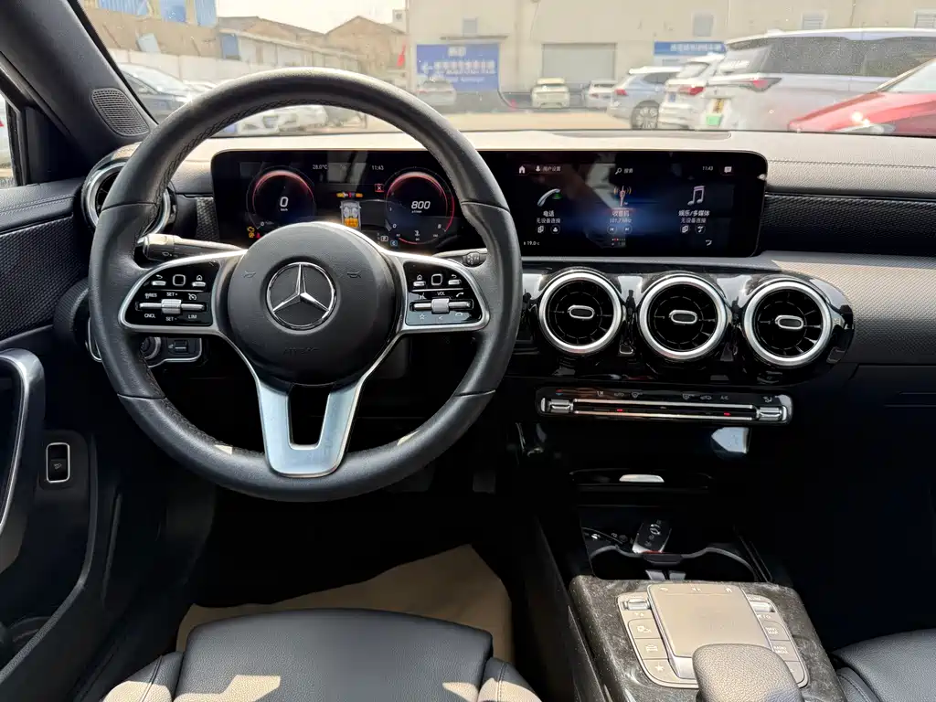 Mercedes-Benz A-Class 2021 A 200 L Sport Sedan Fashion Edition