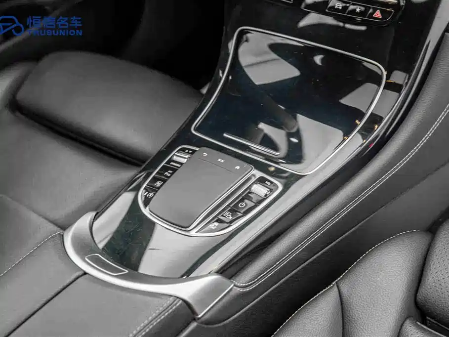 Mercedes-Benz GLC 2020 GLC 260 L 4MATIC Dynamic