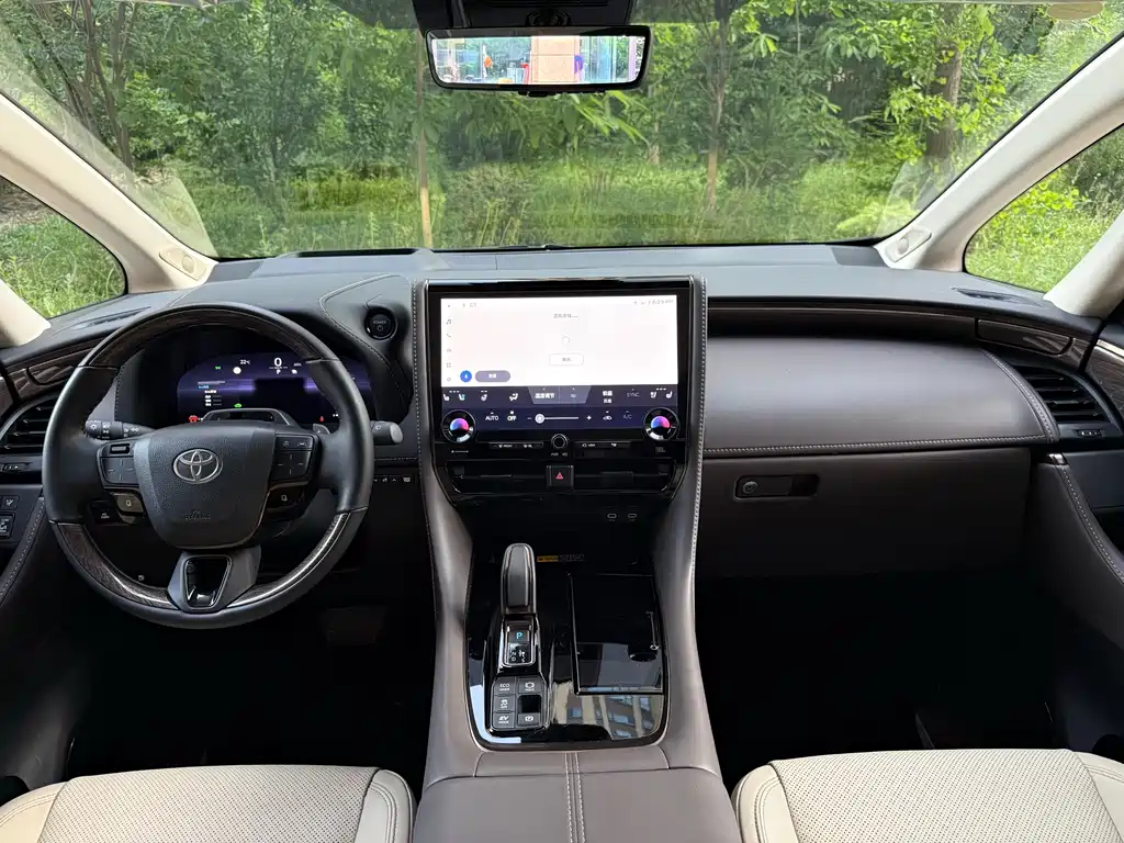 Alphard 2024 Hybrid 2.5L Premium Edition