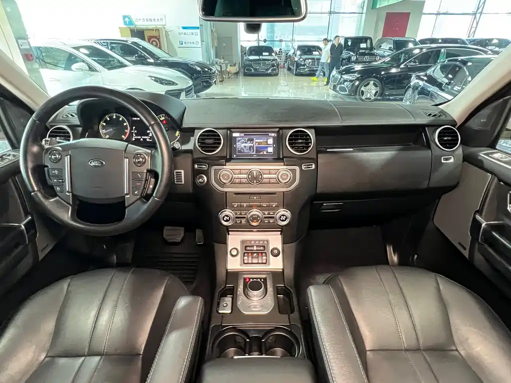 Land Rover Discovery 2016 3.0 SC Black Edition HSE