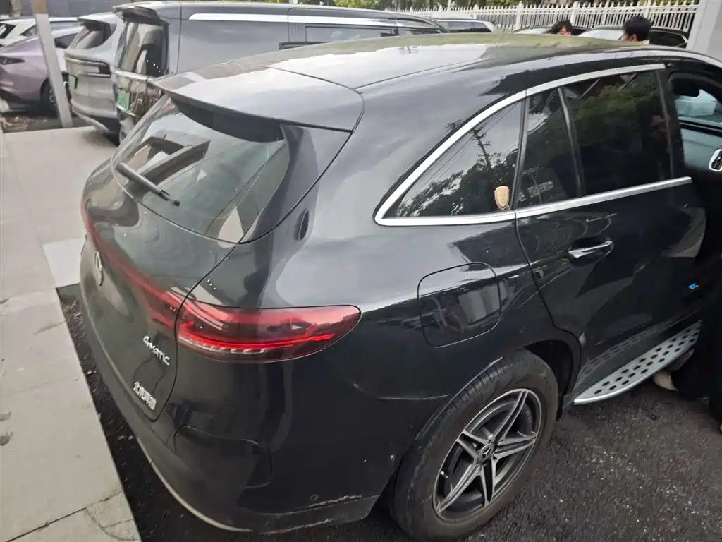 Mercedes-Benz EQC 400 4MATIC (2021)