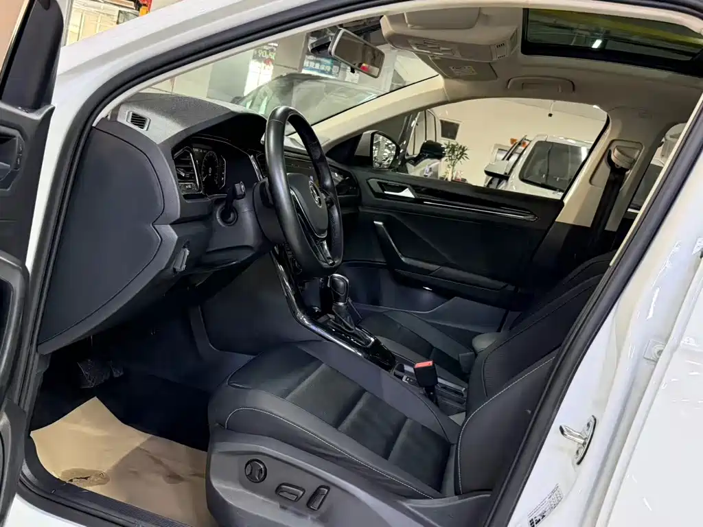 Volkswagen T-ROC 2022 280TSI DSG FWD Comfort Plus