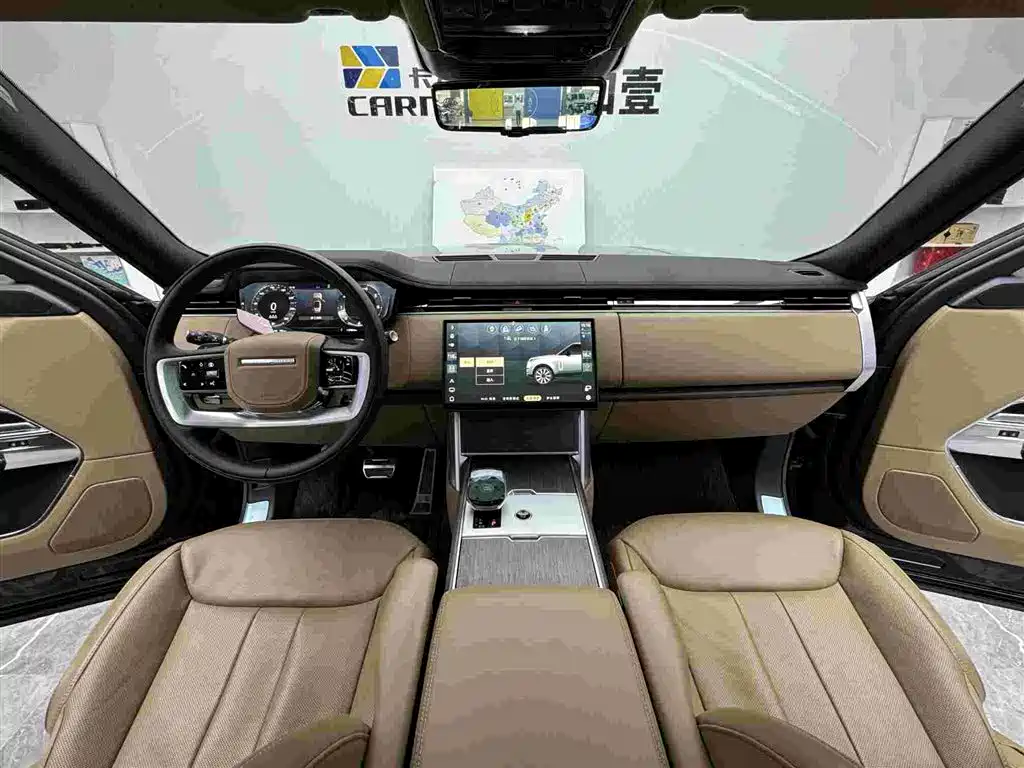 Range Rover 2025 3.0 L6 400PS Autobiography LWB