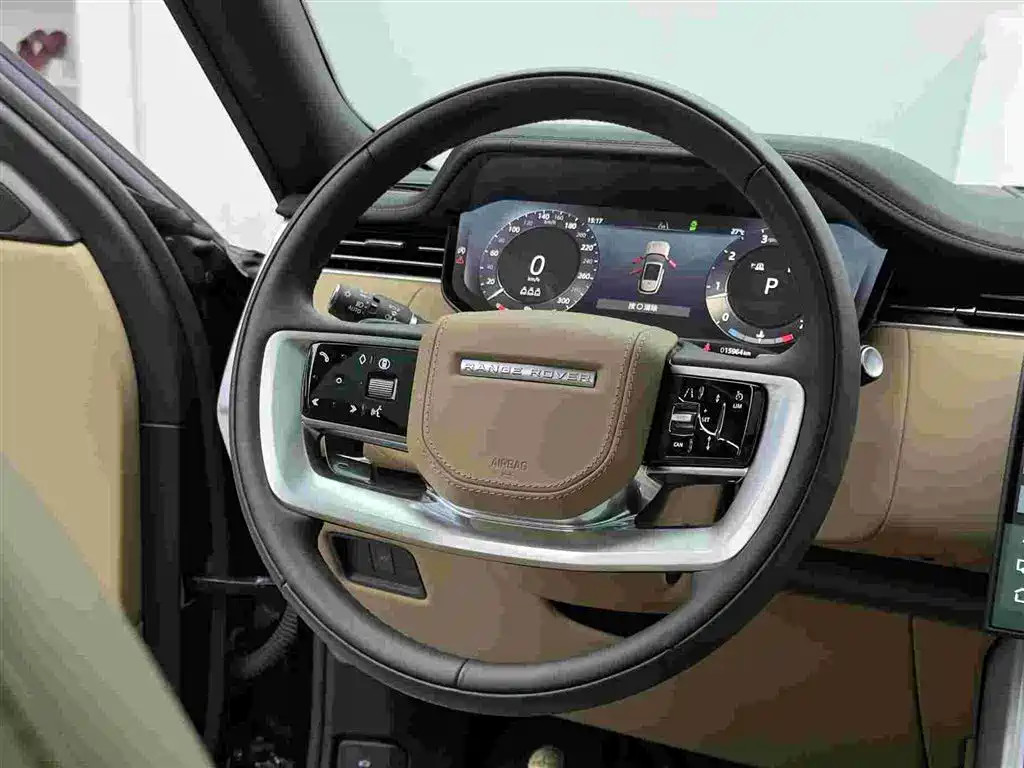 Range Rover 2025 3.0 L6 400PS Autobiography LWB
