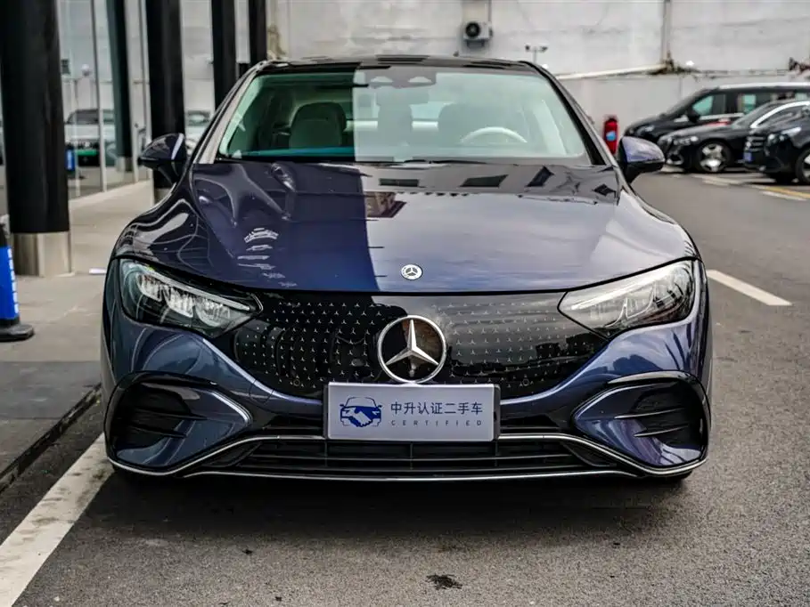 Mercedes-Benz EQE 500 4MATIC Luxury Edition 2025
