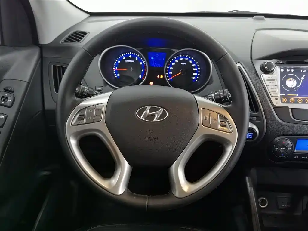 Beijing Hyundai ix35 2013 2.0L Automatic FWD GLS Smart Edition China IV