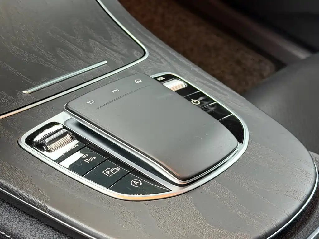 Mercedes-Benz E-Class 2019 E 260 L Sport