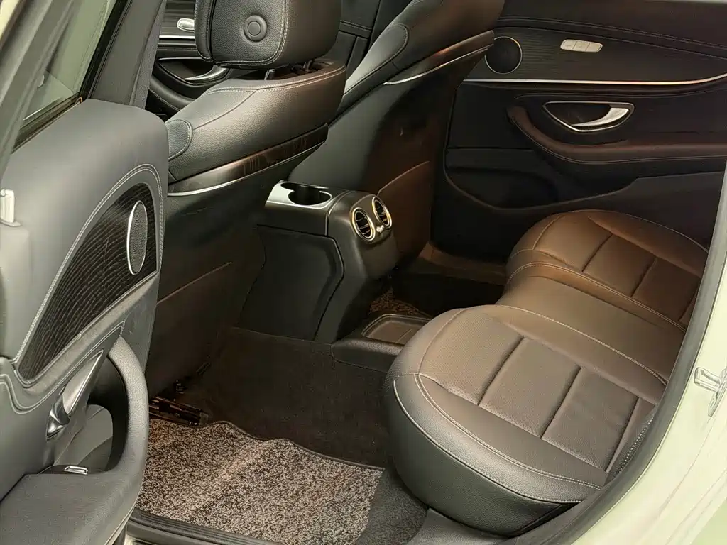 Mercedes-Benz E-Class 2019 E 260 L Sport