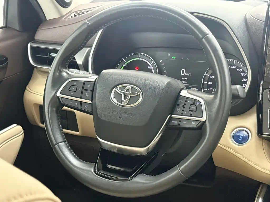2022 Toyota Highlander Hybrid 2.5L AWD Premium 7-Seater