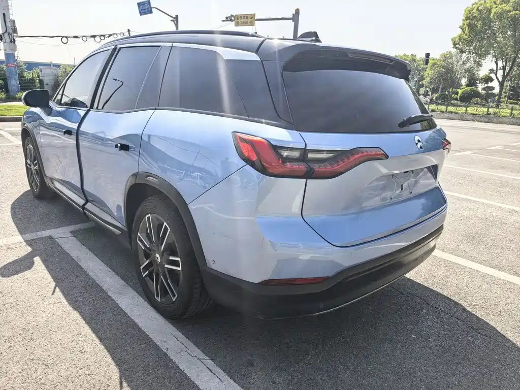 NIO ES8 2018 Founders Edition