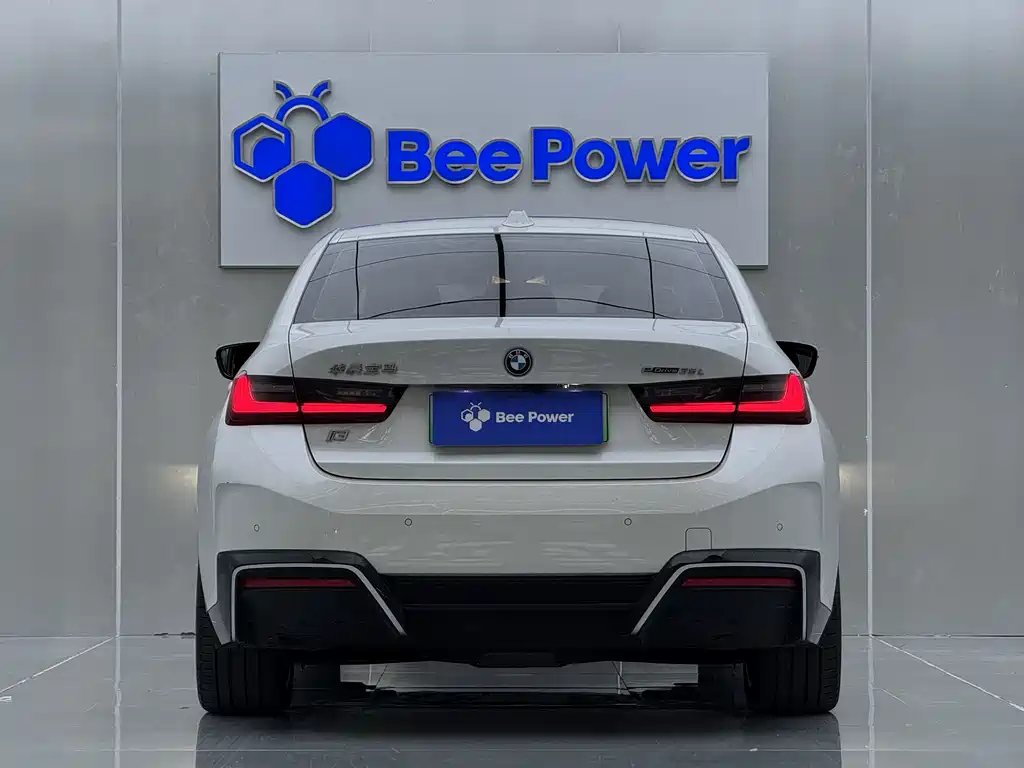 BMW i3 eDrive 35 L 2022