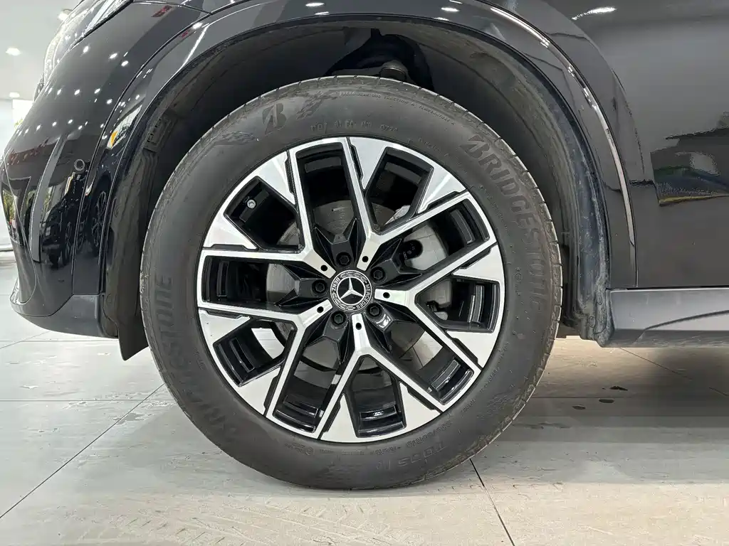 Mercedes-Benz GLC 260 L 4MATIC Luxury 5-Seater 2024