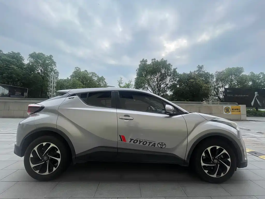 Toyota IZOA 2020 2.0L Yichi Edition