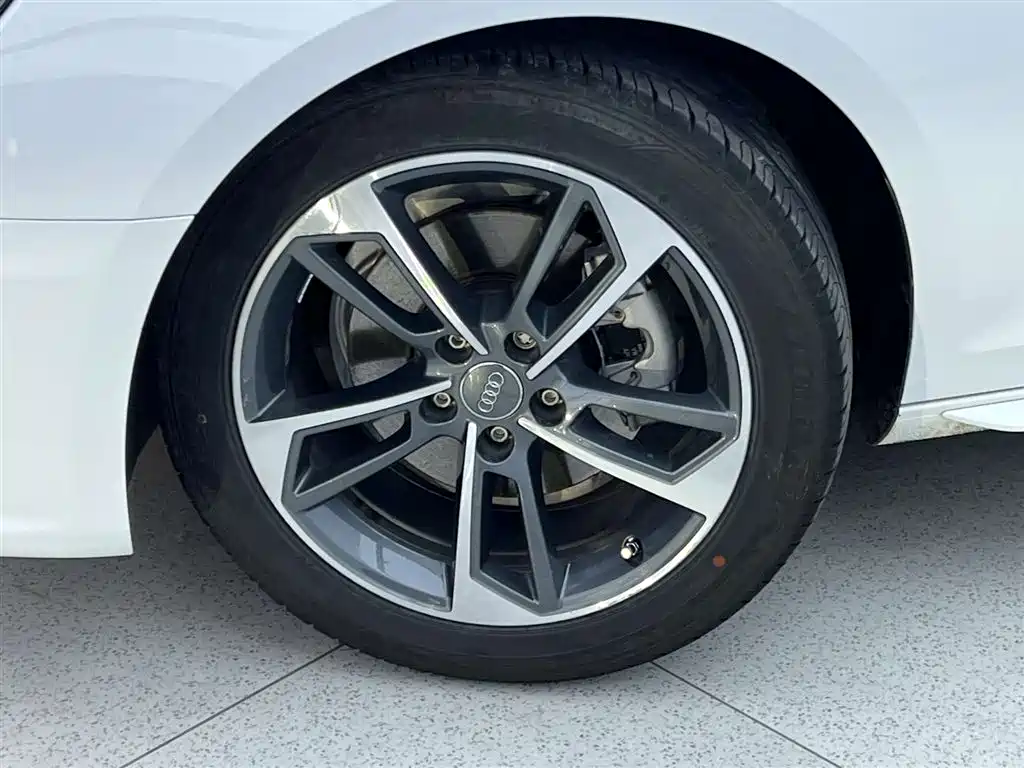 Audi A4L 2020 40 TFSI Fashion Dynamic